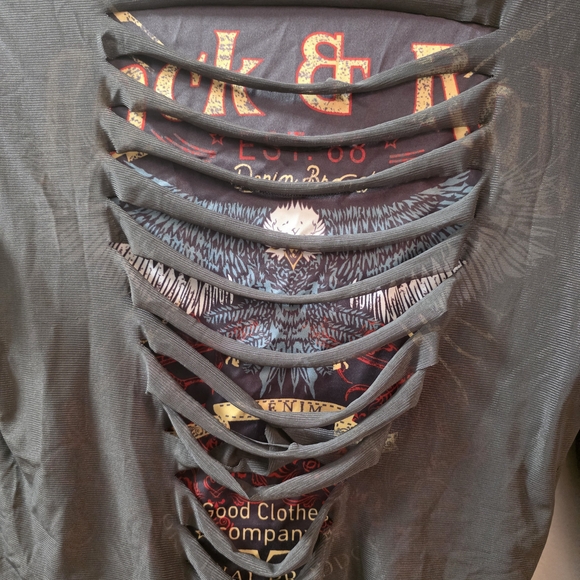 Black Long Sleeve Cutout Top - Picture 3 of 8